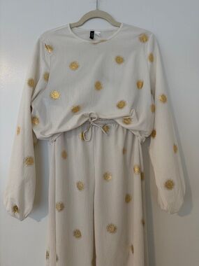 H&M Cream Two-Piece Set with Shimmering Gold Sunburst Dots